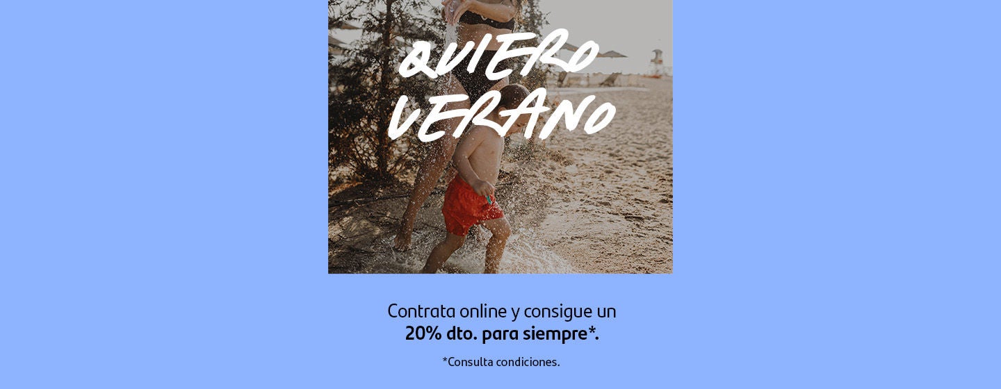 Familia disfrutando del verano en la playa. Texto en imagen: 'Contrata online cualquier modalidad de este seguro con 20% de descuento de por vida'. Promoción con condiciones indicadas en nota al pie con asterisco.
